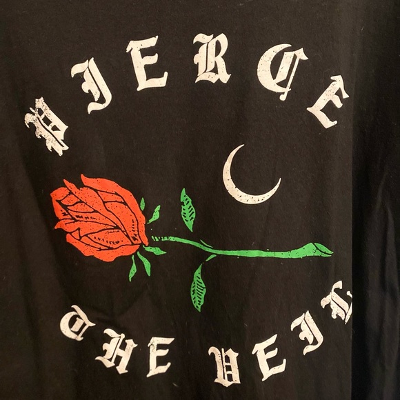 Pierce The Veil Rose & crescent moon shirt - Picture 2 of 4